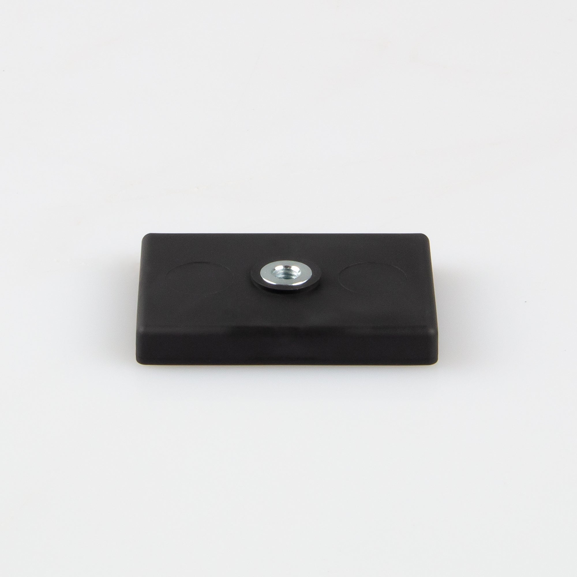 Gummierter Magnet 43x31x6,9mm mit Innengewinde M4