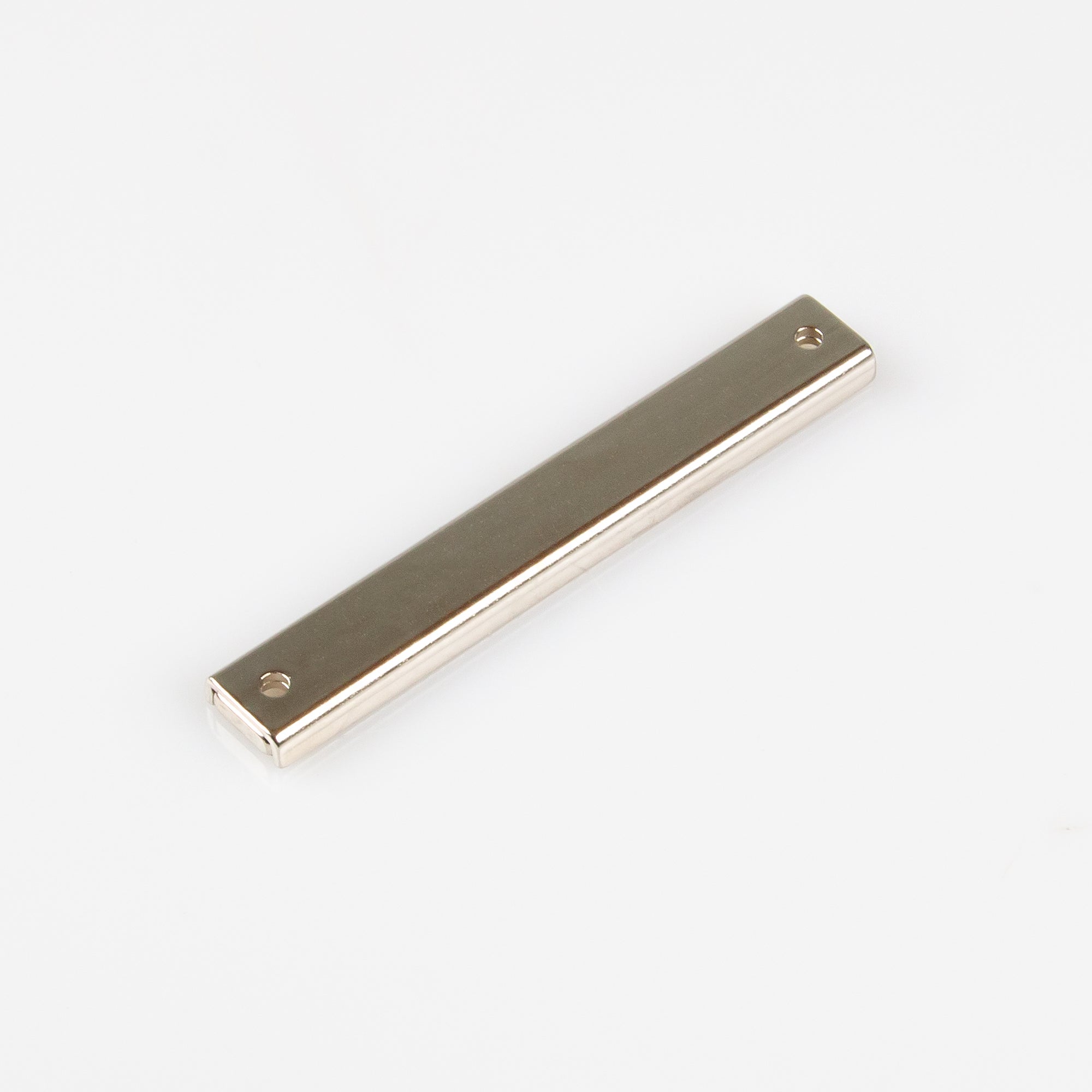 Neodym-Flachleiste 90x13,5x5mm mit konischer Senkung
