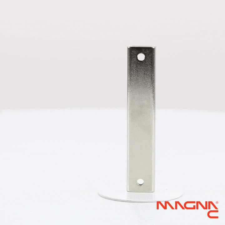 Neodym-Flachleiste 70x13,5x5mm mit konischer Senkung 360° Darstellung