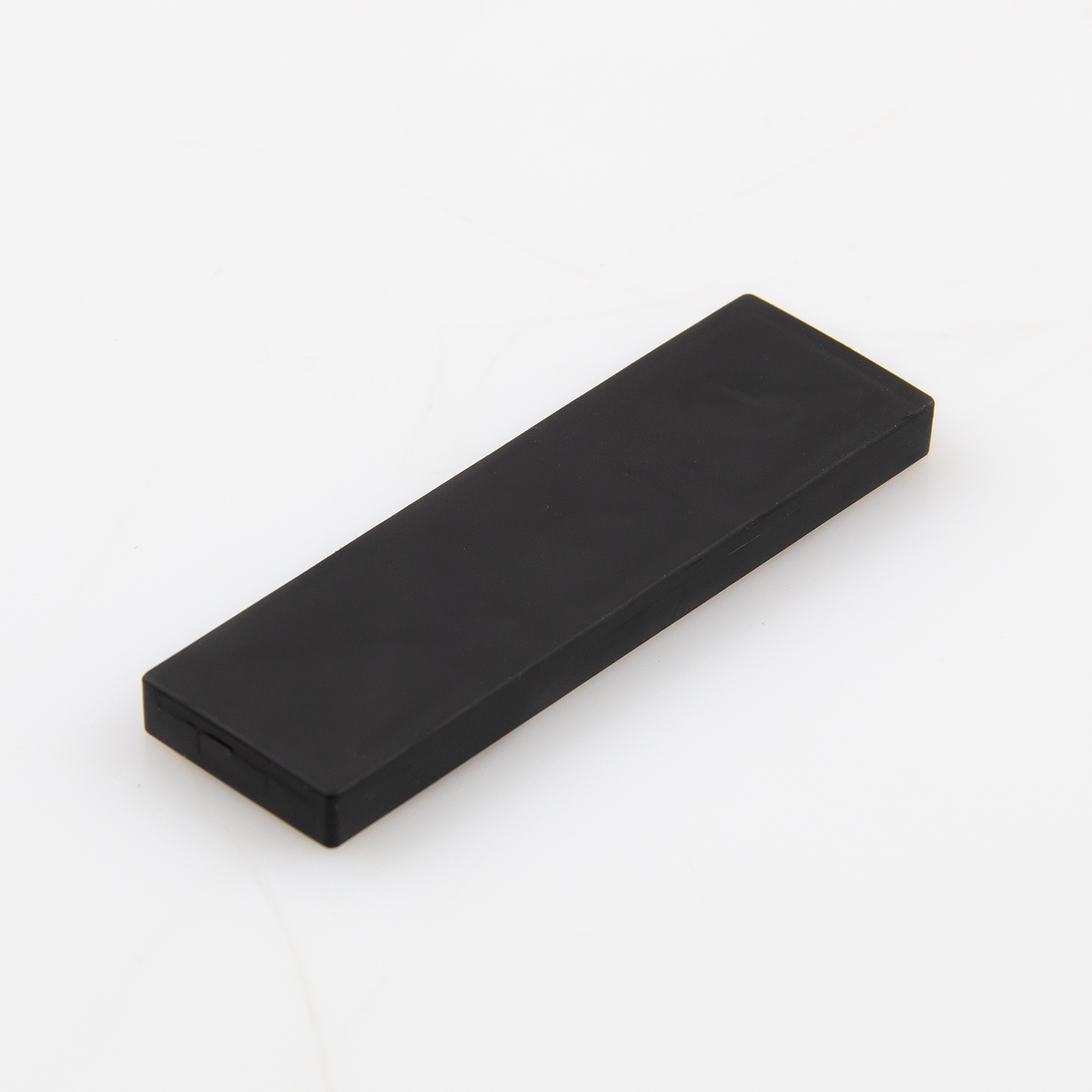 Gummiertes Magnetsystem 75x22,5x6mm mit Innengewinde 2xM4, Farbe: schwarz