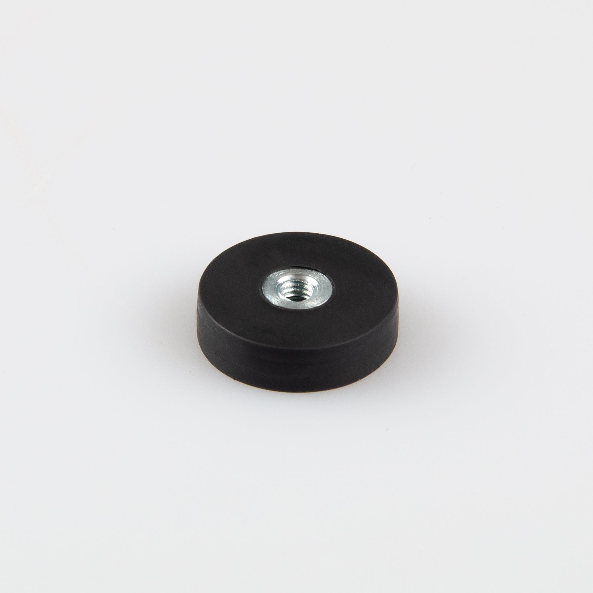 Gummiertes schwarzes Magnetsystem Ø22x6mm mit Innengewinde M4