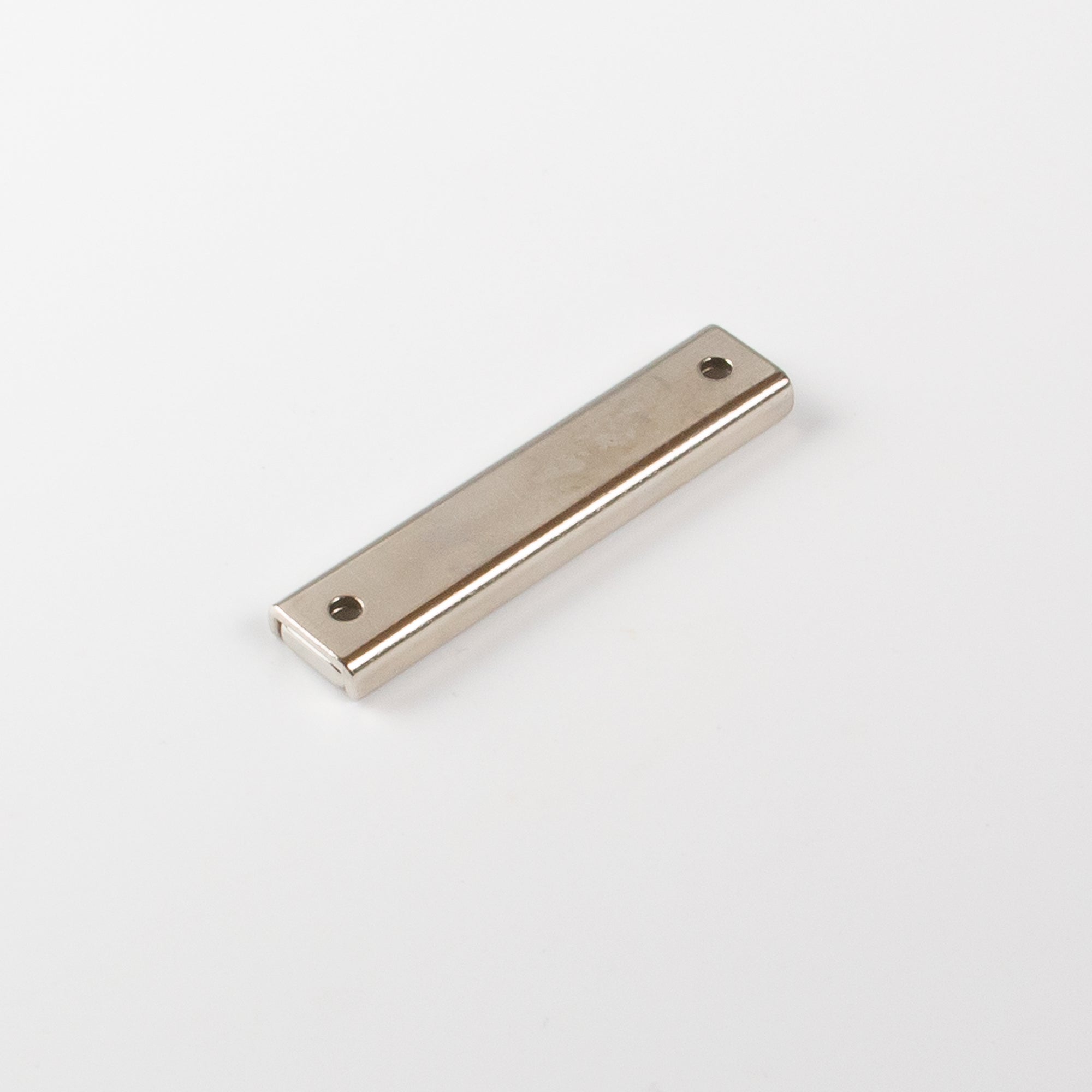 Neodym-Flachleiste 60x13,5x5mm mit konischer Senkung
