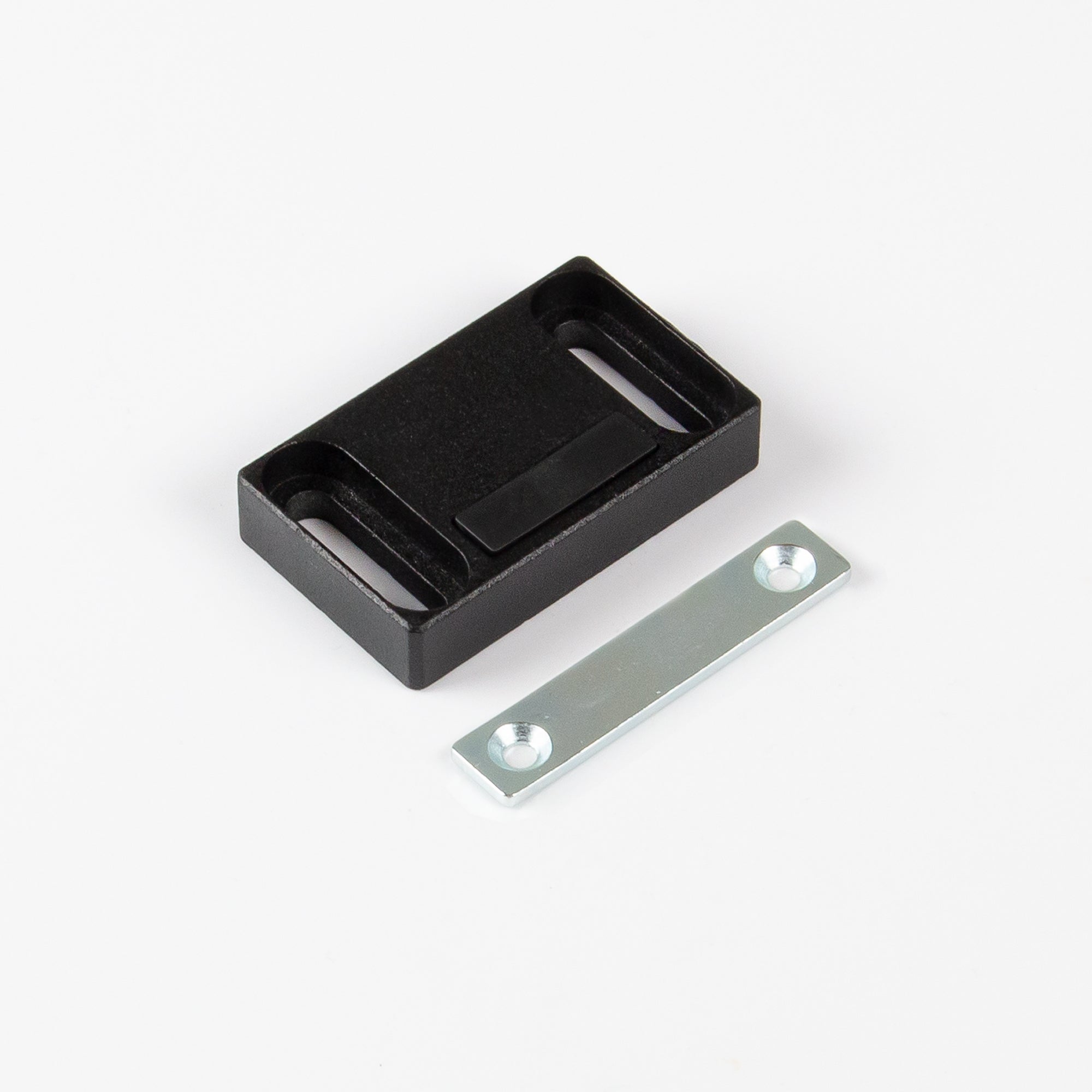 Magnet Fitting Metal magnetic door fitting 50x30x10mm | 32755
