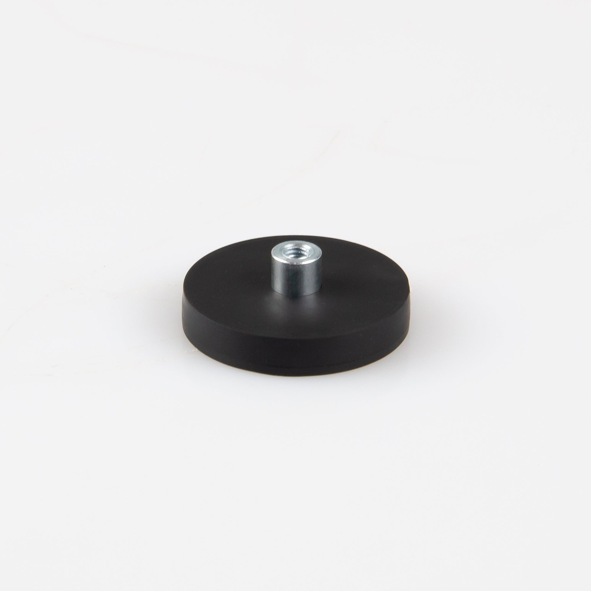 Gummiertes schwarzes Magnetsystem Ø31x6mm mit Gewindebuchse M4