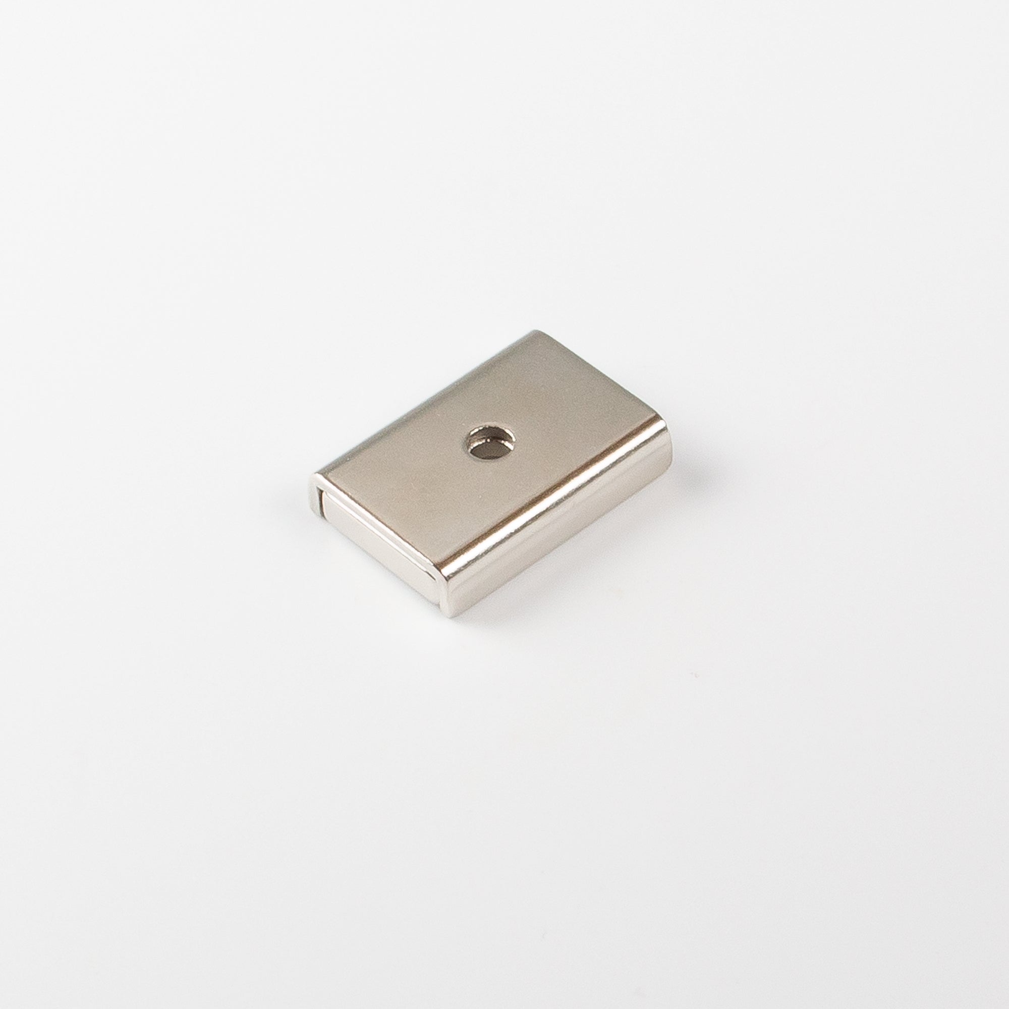 Neodym-Flachleiste 35x24,5x7,5mm mit konischer Senkung