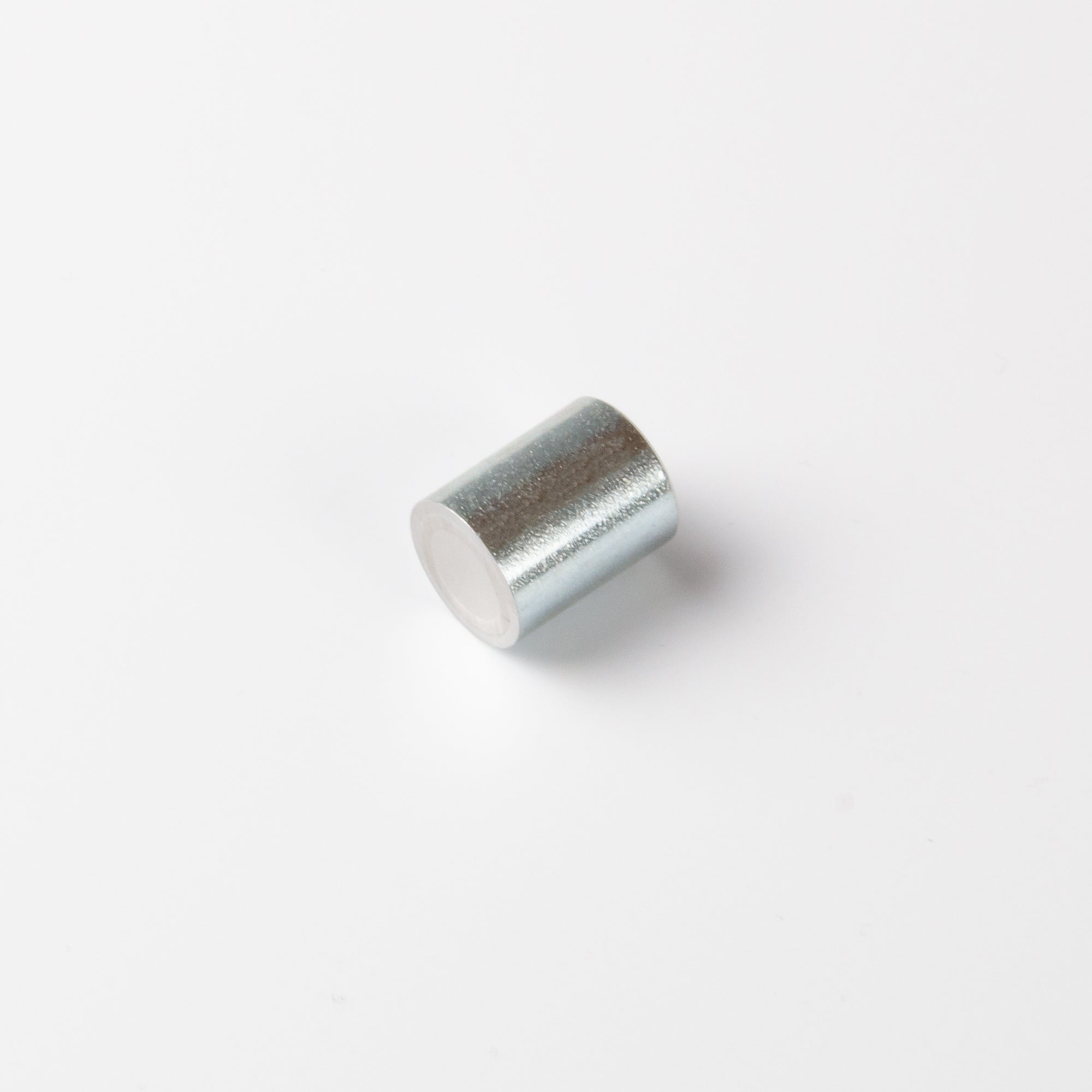 Stabgreifer aus AlNiCo Ø16x20mm mit Innengewinde M4 Haftfläche