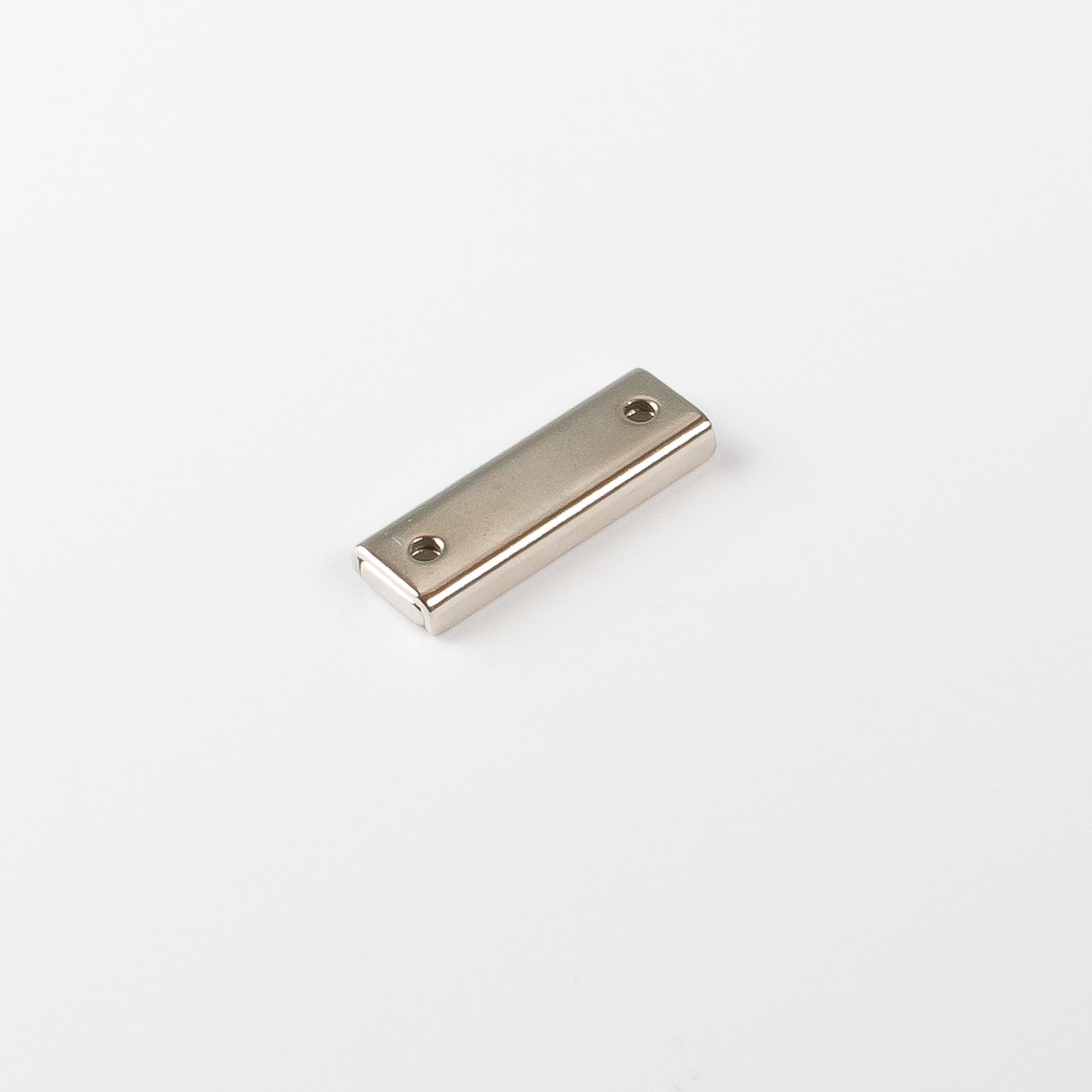 Neodym-Flachleiste 40x13,5x5mm mit konischer Senkung