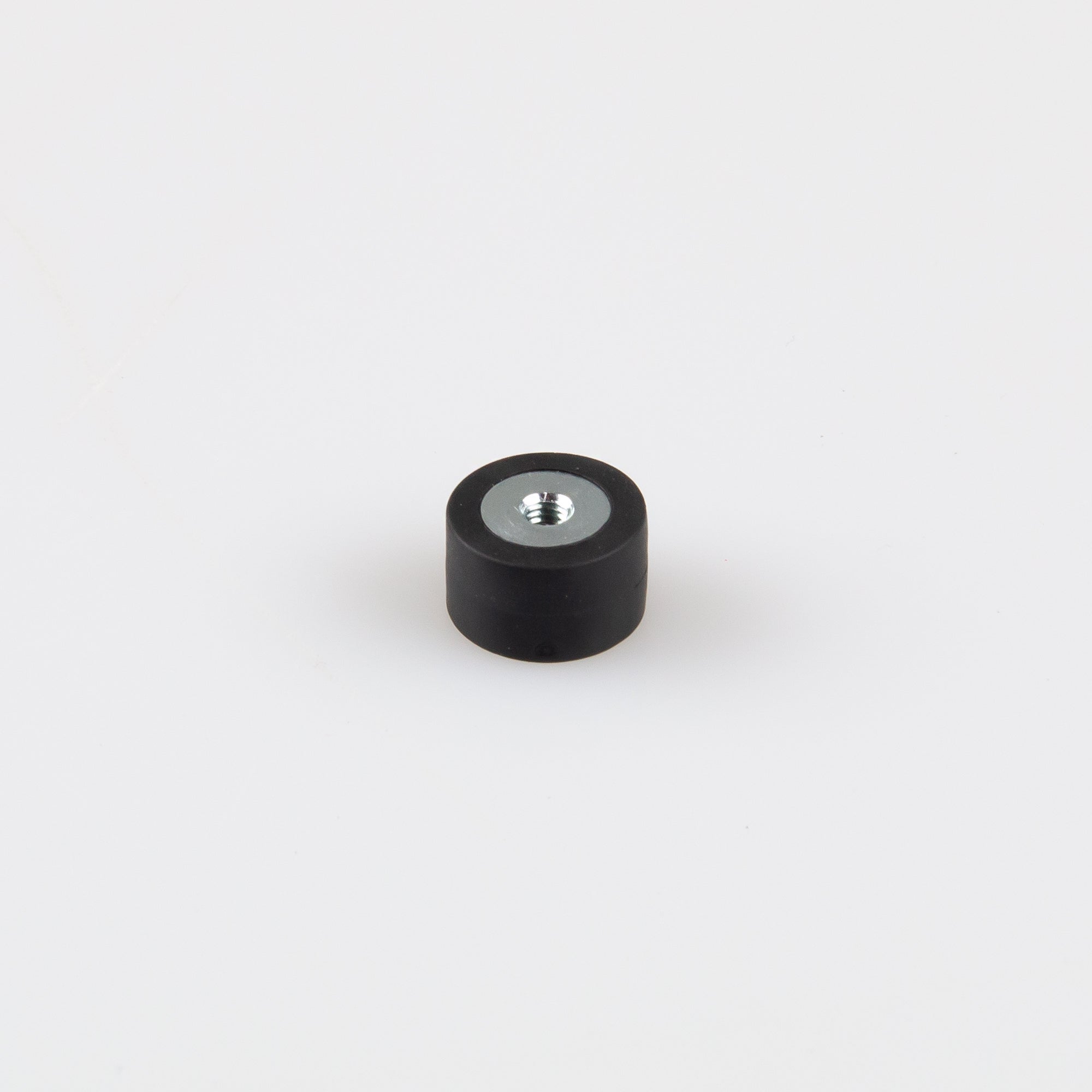 Gummiertes schwarzes Magnetsystem Ø12x7mm mit Innengewinde M3