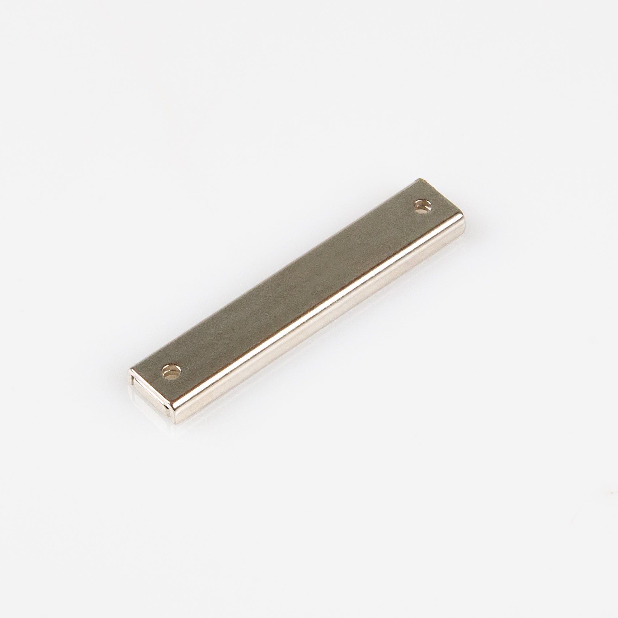 Neodym-Flachleiste 70x13,5x5mm mit konischer Senkung