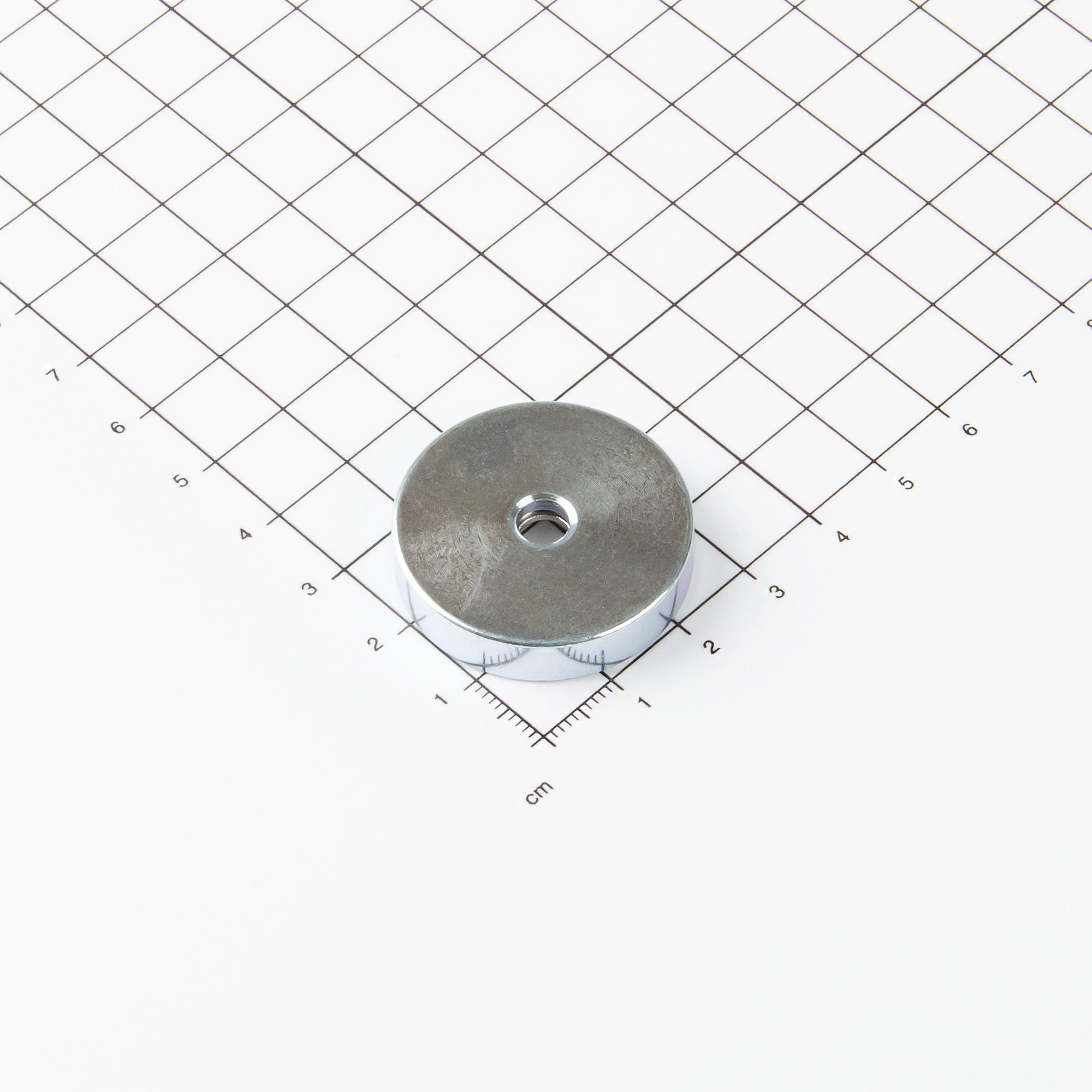 2 Neodym-Flachgreifer Topfmagnete D32x8 Mm Mit Bohrung – Verschraubbar, 23 Kg Zugkraft, Von EarthMag