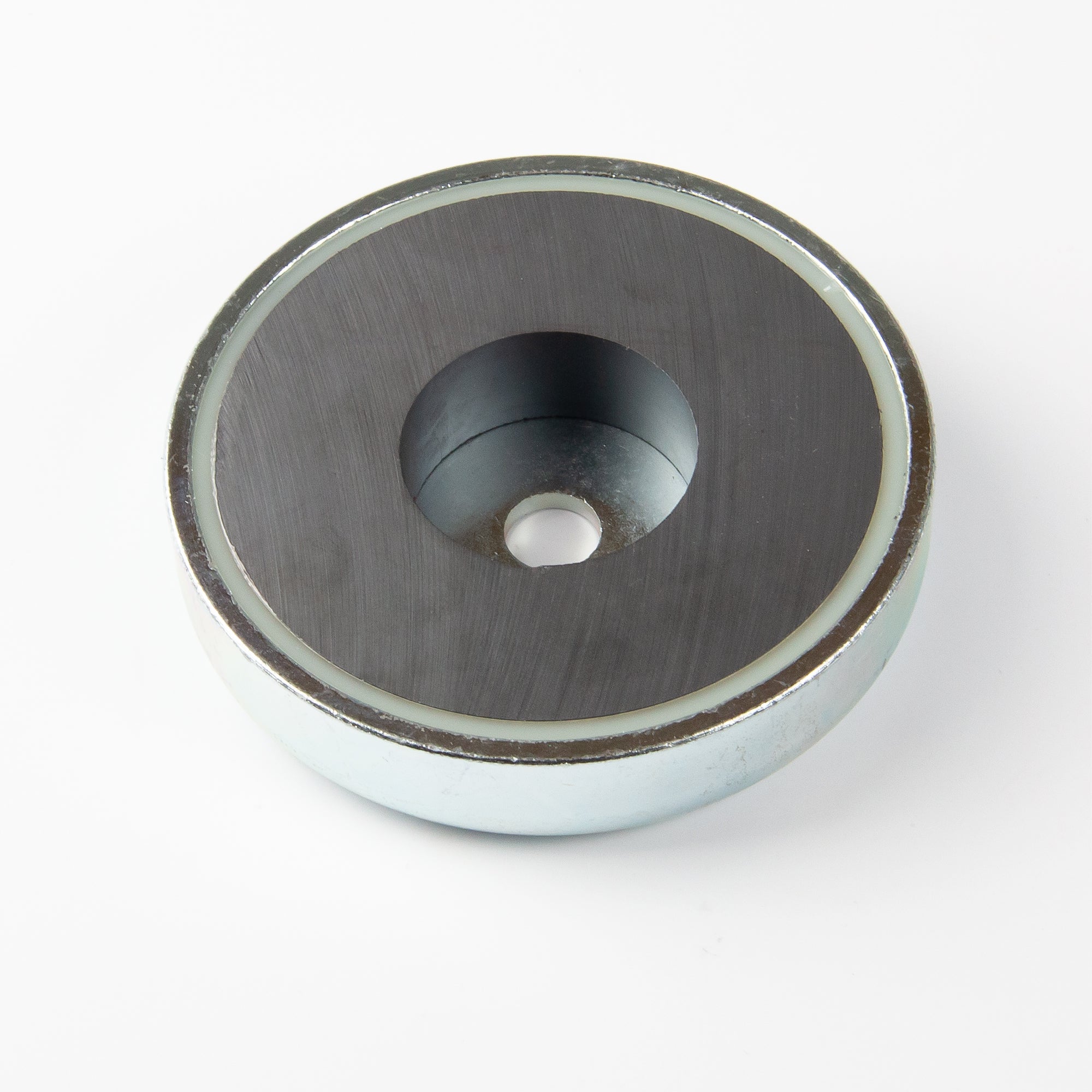 Ferrit Flachgreifer Ø83x18mm mit zylindrischer Senkung Haftfläche